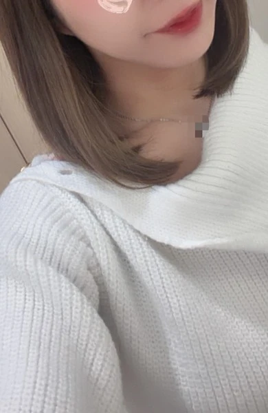 三鷹・武蔵小金井・国分寺・府中・調布メンズエステ AromaELLA | Therapist - 竜宮れな(27歳)