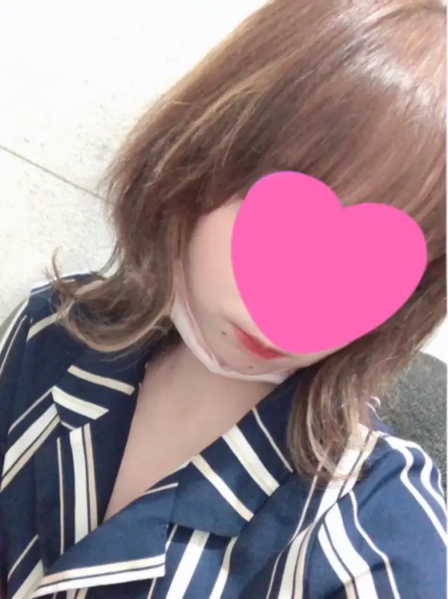 エミリ