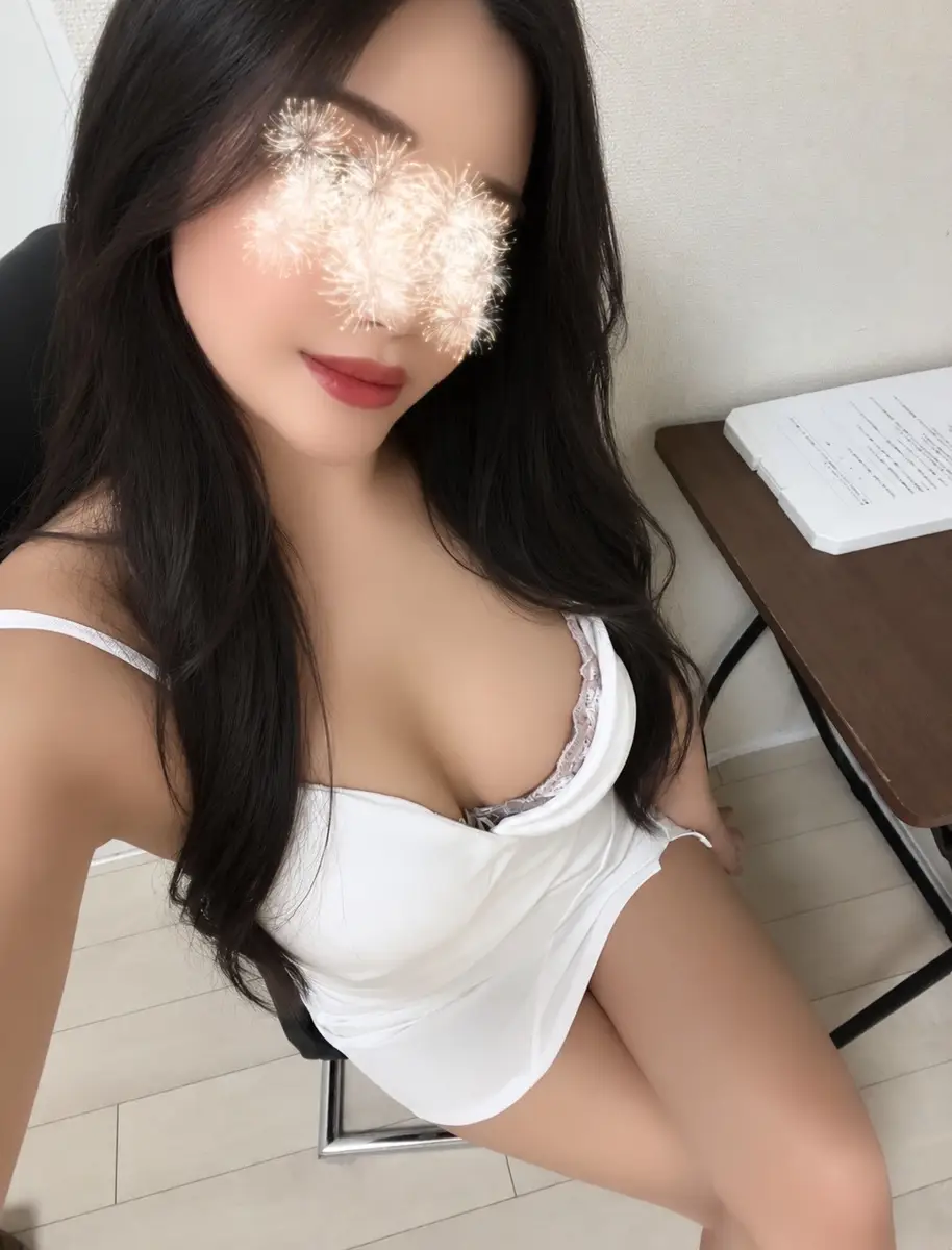吉川ゆみ | メンズエステ〜クイーンテラス〜海老名・藤沢・大和ルーム