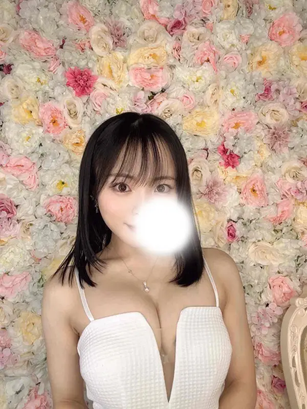 かのんさんのプロフィール｜EXE（エグゼ）