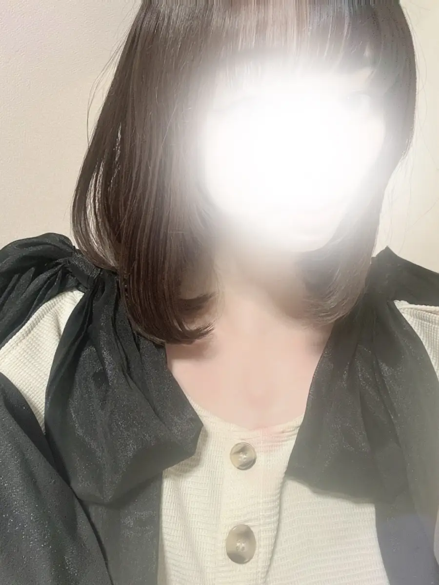 夜月しいな プロフィール|愛知 名古屋メンズエステ『Lumière et ombre~ルミエール エ オンブル』