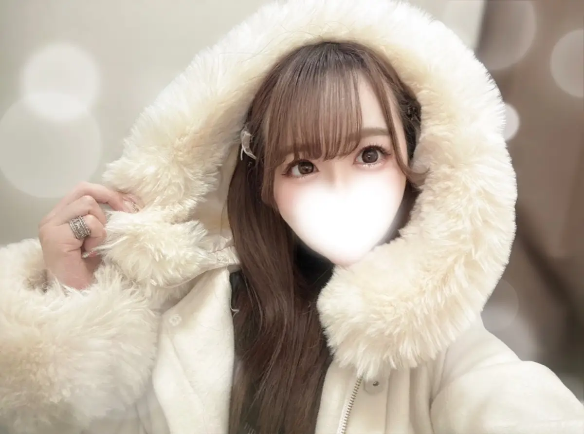 天海ひなの プロフィール|秋葉原 神田 メンズエステ 『めろめろ♡spa秘密基地』