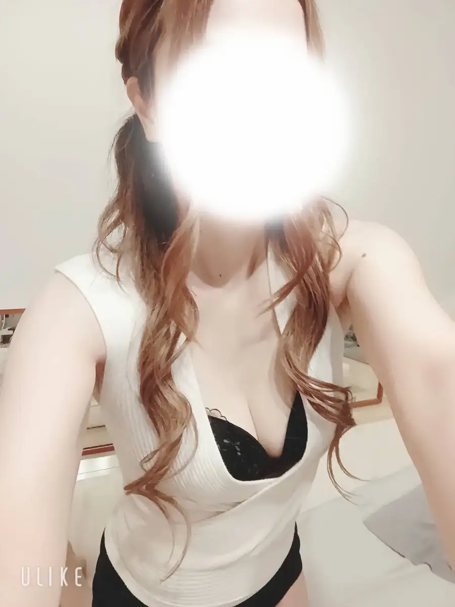 酒井あやめ