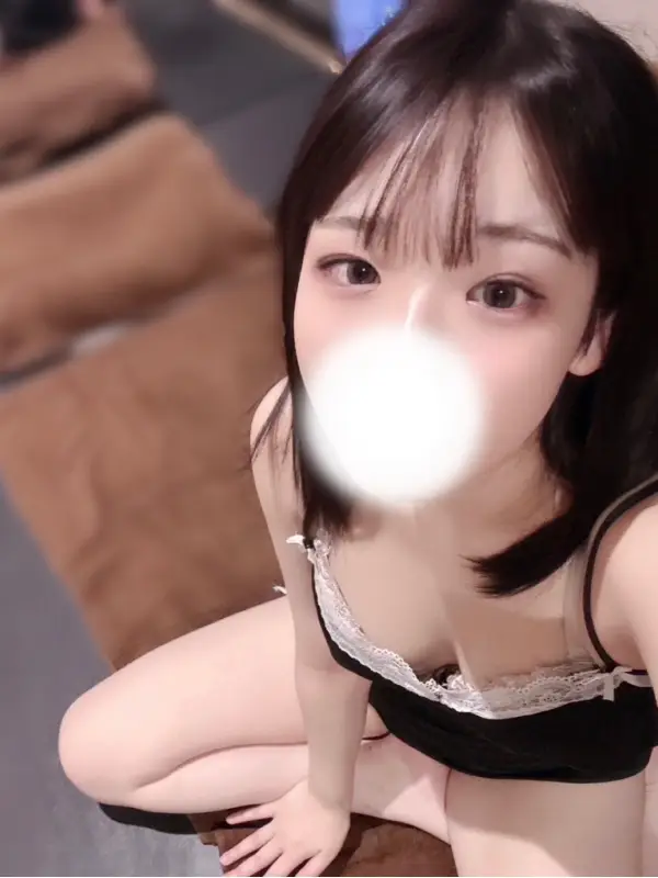 凪白ほの（なぎしろほの）