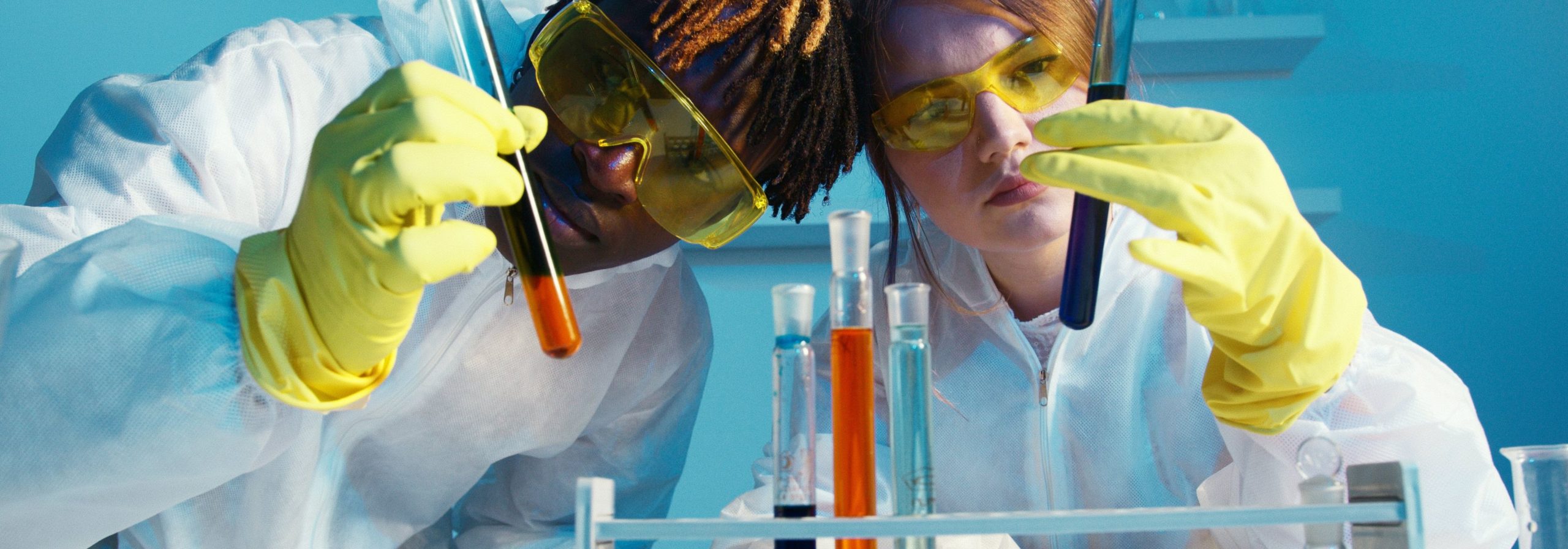 ¿Cuánto cobra un técnico de laboratorio? - ILERNA