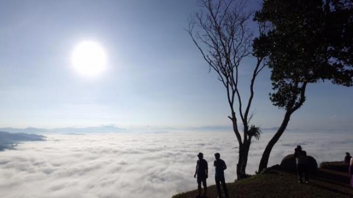 15 Pemandangan Alam Terindah Di Indonesia Yang Menakjubkan