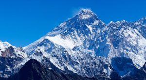 Nama Gunung Everest mungkin sudah tidak absurd di indera pendengaran kita 11 Fakta Gunung Everest Yang Jarang Diketahui