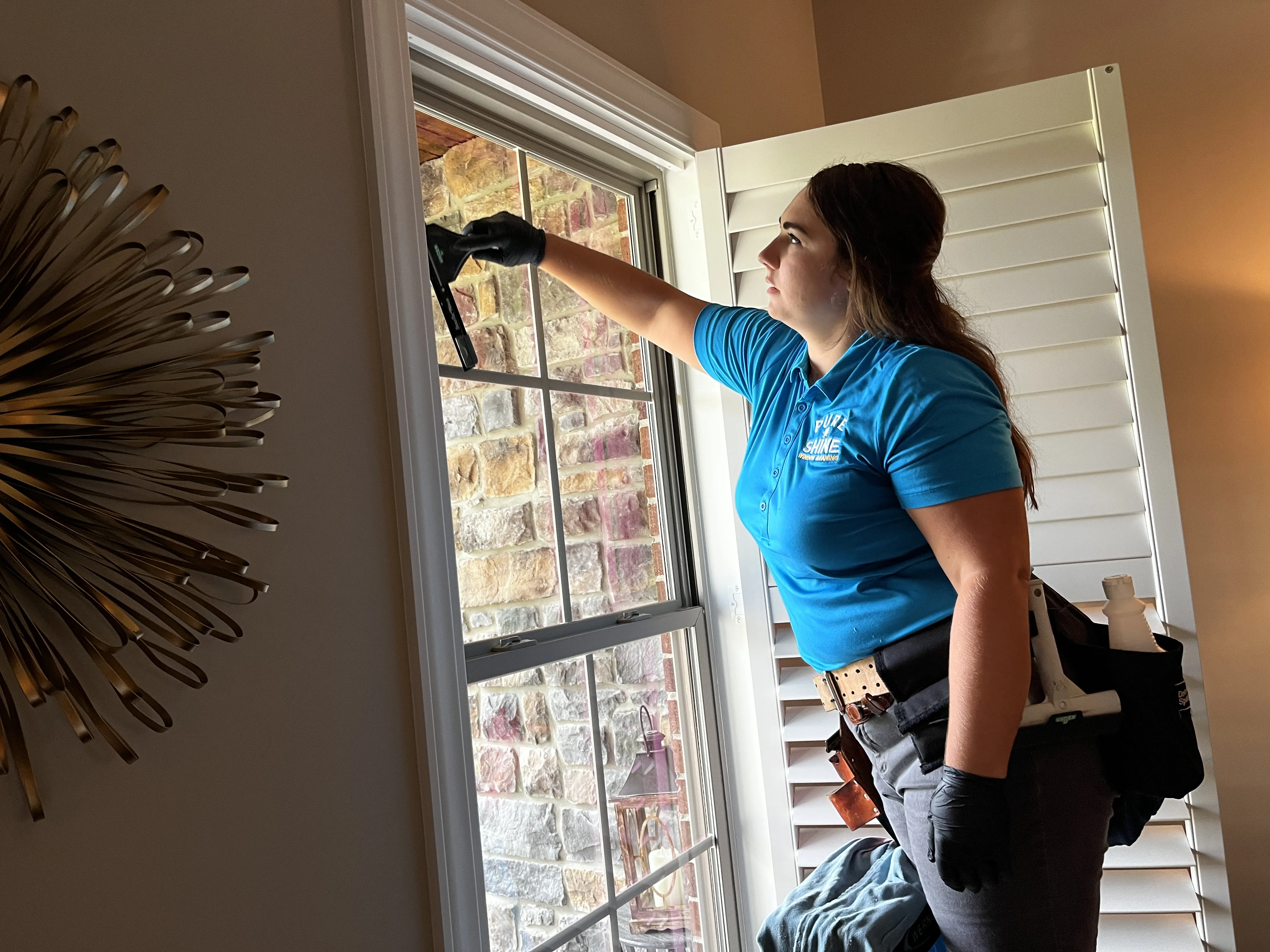 Professional interior window cleaning in Knoxville.