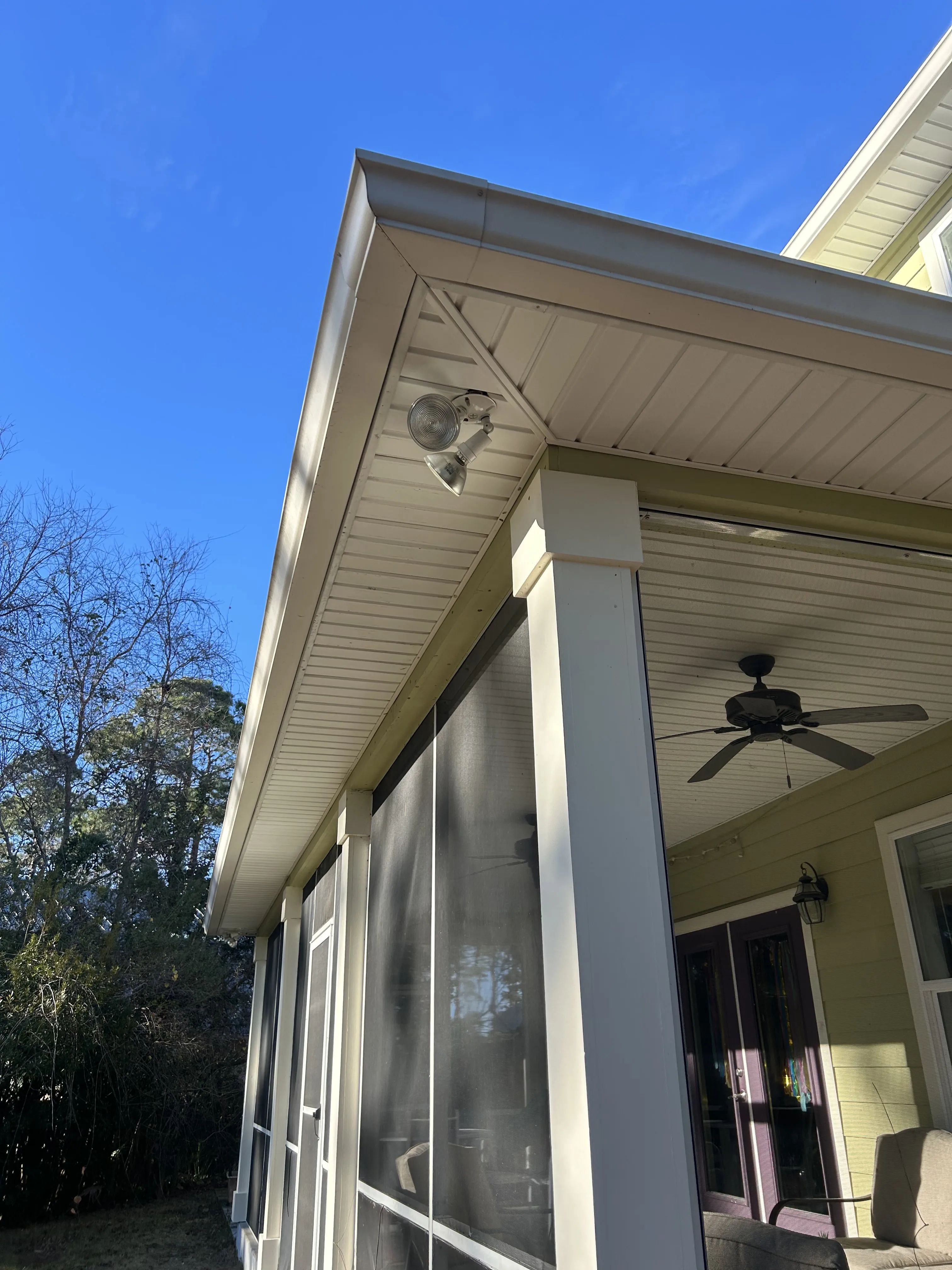 Pressure washing for exceptional results by our expert team in Santa Rosa Beach.