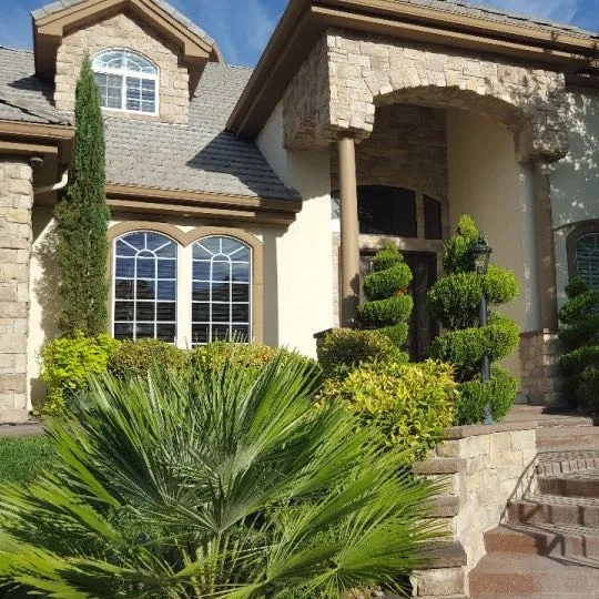 Superior Window Cleaning & Pressure Washing professional cleaned the windows of a residential property in Las Vegas.