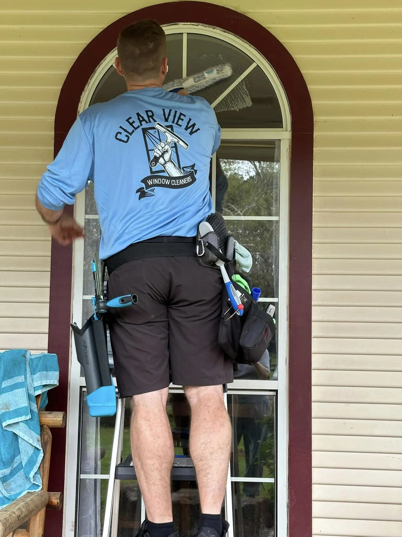 Clean View window cleaning company is performing window washing in Nacogdoches, TX.