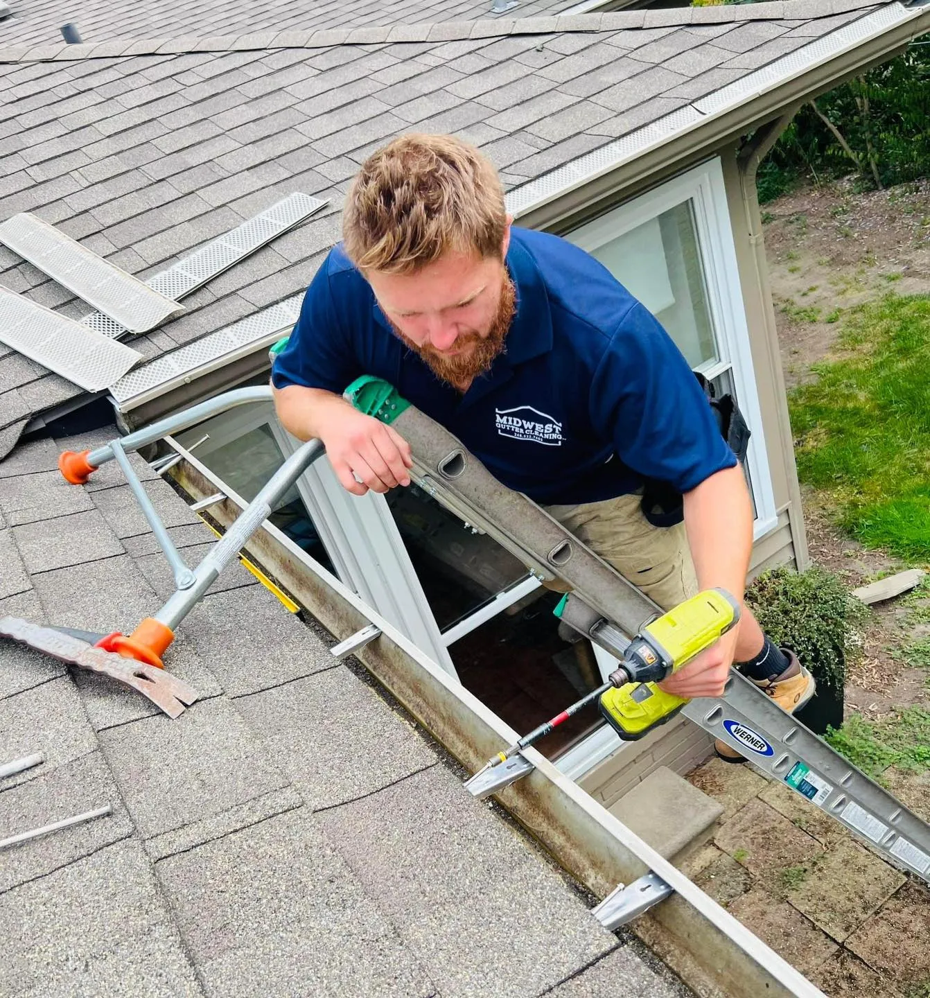 Gutter cleaning company repairs and cleans gutters to prevent debris and basement flooding in Metro Detroit, MI.