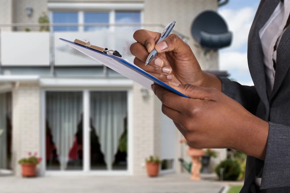Property manager looking at maintenance issues for a single property in Boston.