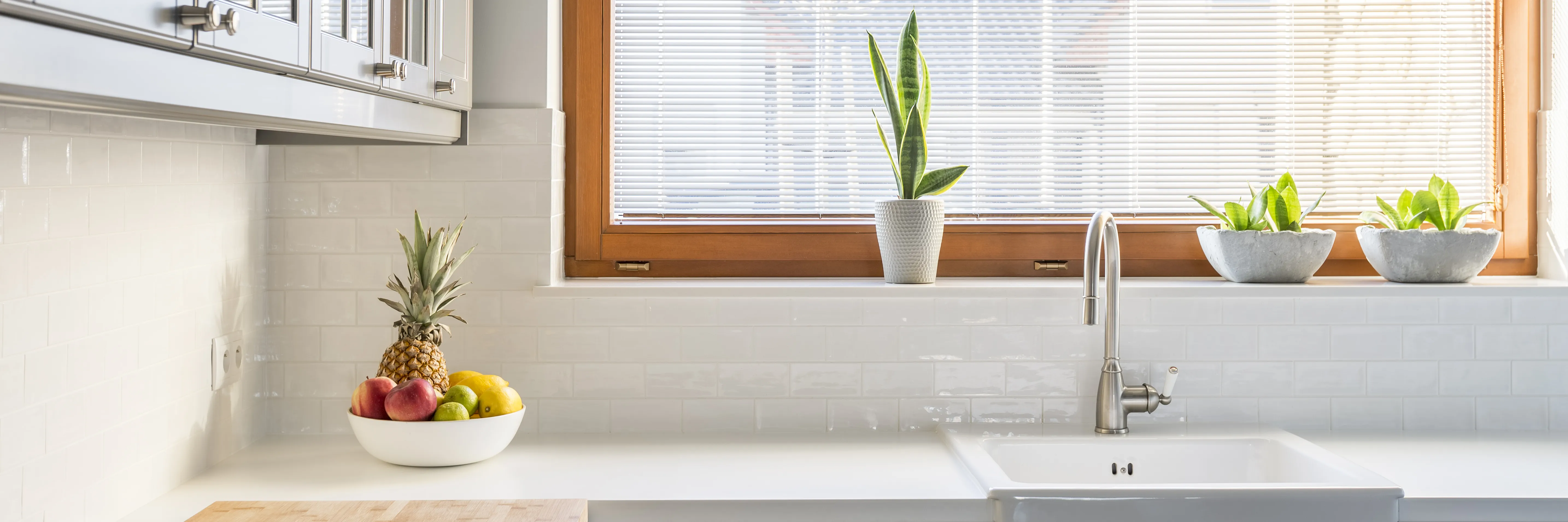 Clean and organize kitchen space after our cleaning service in Colorado.