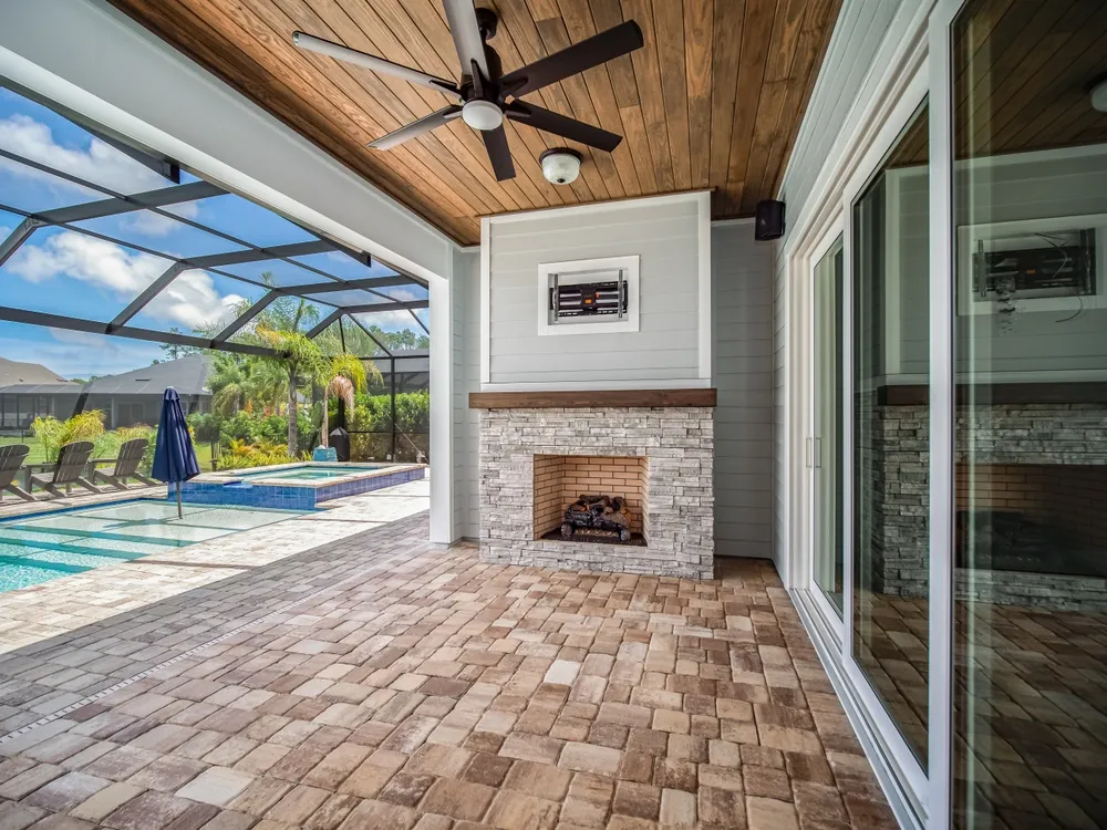 The professional team of Wills Power Wash Pressure Cleaning Services Inc, equipped and ready to serve the Fort Lauderdale community.