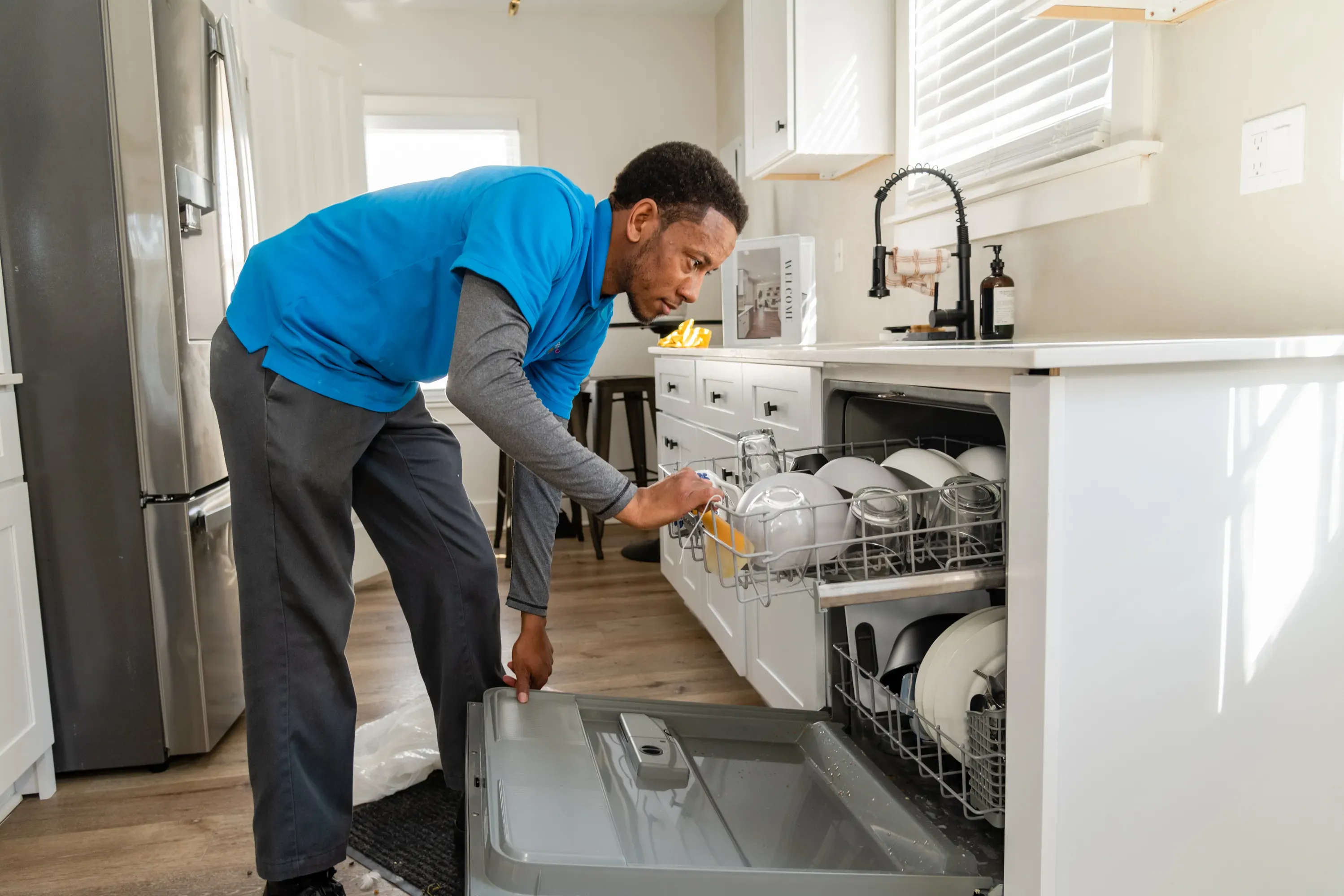 A serene kitchenin Royal Oak, reflecting Bright Pro Maids' exceptional house cleaning, residential cleaning services and commercial cleaning services.