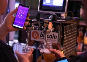 閃電網路大進展！Lightning Lab 推出「無需帳密的」身份驗證協議 ，比特幣向企業應用再邁進