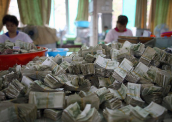 中國四大行回應凍卡傳言：不會逕行凍結合法操作帳戶；警方疑在追擊 「重大 USDT 跑分案」