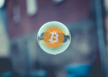 德意志銀行調查｜基金經理人評比比特幣「泡沫化」規模，半數打下滿分 10 分