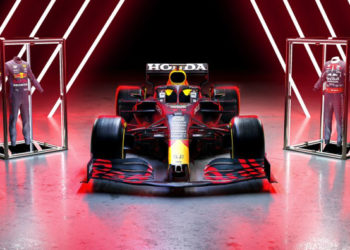 征服 F1｜紅牛車隊與 Tezos 合作，發行限量安全帽、賽車服 NFT！