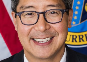 美 OCC 代理署長警告：會「高度謹慎」監管加密貨幣，聯邦機構將發表聯合聲明