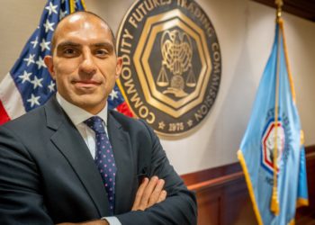 CFTC提出「新散戶定義」: 將普通投資者與專業/高淨值個人分開 ; FTX提重大變革