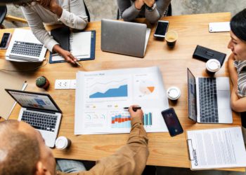 市場評論｜從政治經濟角度，觀看加密貨幣市場