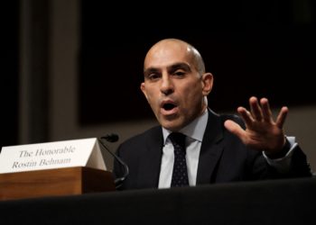 狠嗆SEC監管「搞黑箱」，美國CFTC主席堅持BTC、ETH是商品