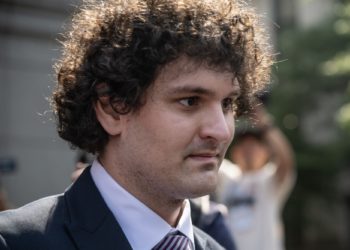 FTX破產前秘會》前法律總顧問：SBF要我做假帳！資管巨頭Apollo曾想金援被嚇跑