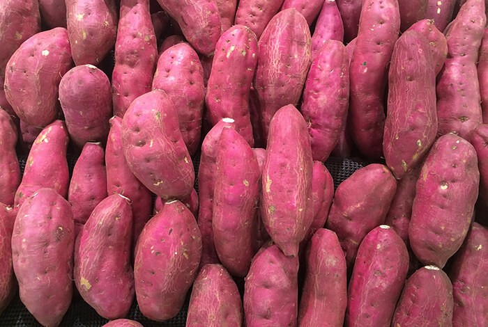 A closeup look at sweet potatoes.