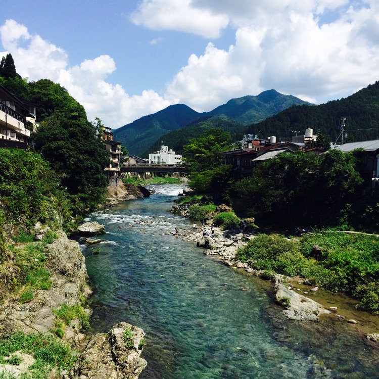 郡上おどり も今日からクライマックス 水の都 郡上八幡を涼さんぽ ことりっぷ