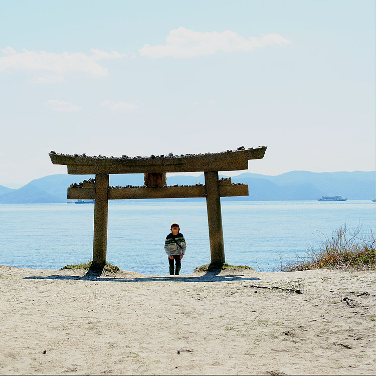 ふかみんさんの投稿 直島の恵美須神社鳥居 ことりっぷ