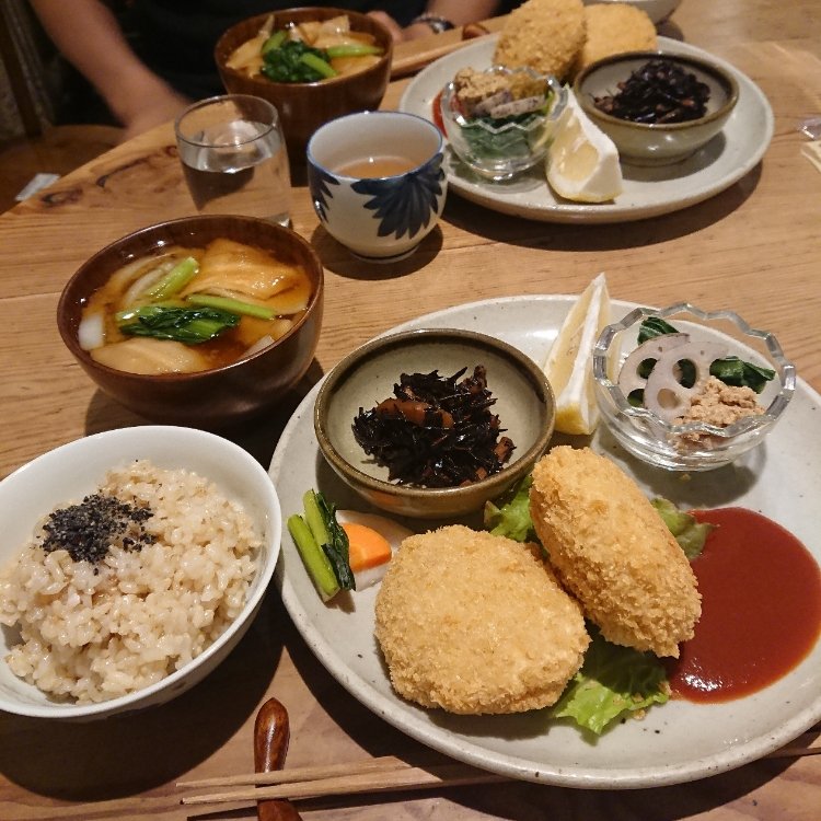 人気のまち 谷根千 で見つけた とっておきランチ ことりっぷ