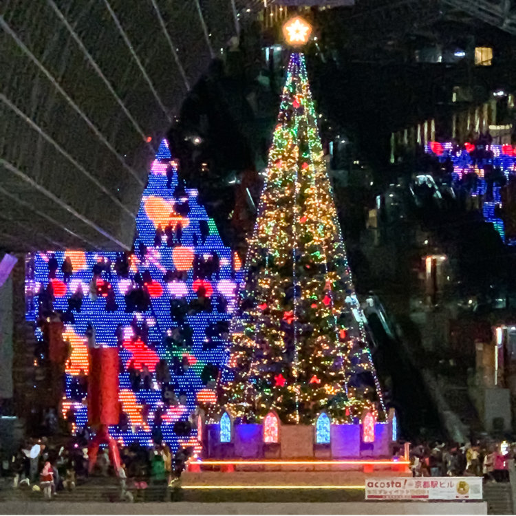 とっきんさんの投稿 京都駅ビル クリスマスイルミネーション ことりっぷ