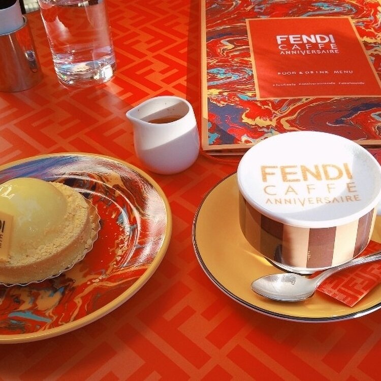 FENDI　CAFE　