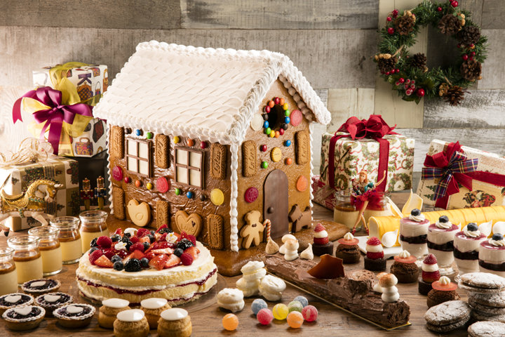 憧れの お菓子の家 が登場 クリスマスデザートフェア ヘンゼルとグレーテルのお菓子の家 が開催 ことりっぷ