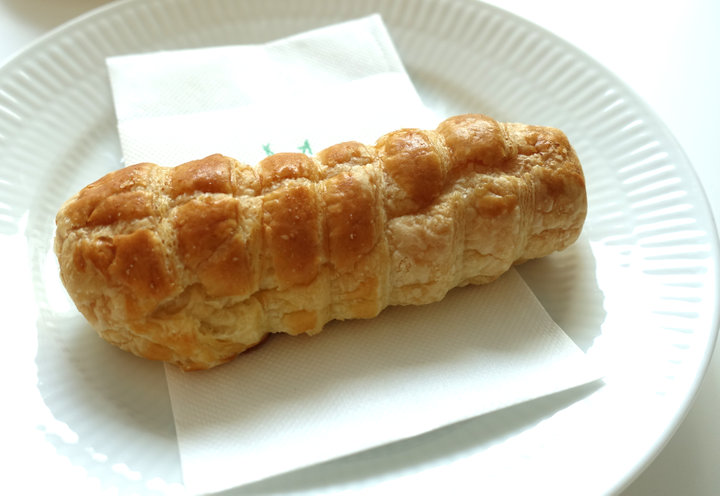 賞味期限3時間のサクサクパイやあの銘菓のアイスサンドも 六花亭 札幌本店 ことりっぷ
