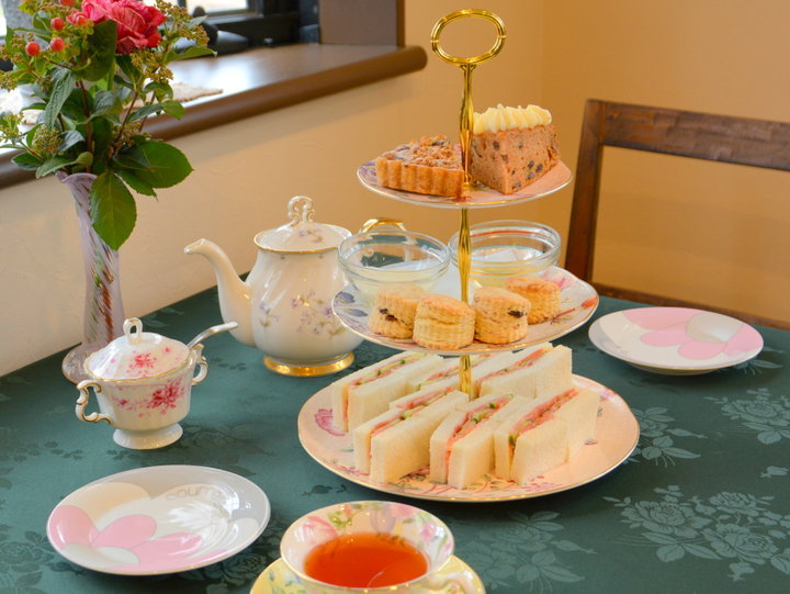 本格紅茶と味わう優雅なアフタヌーンティー 富山の紅茶専門店 Tea Room 茶円 ことりっぷ