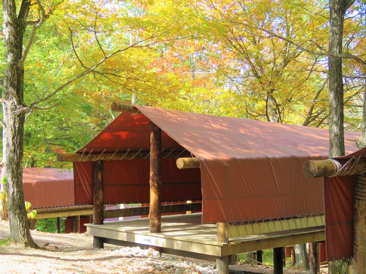 紅葉もきれい 大自然のなか 手ぶらでbbqができる軽井沢のアウトドアリゾート ことりっぷ