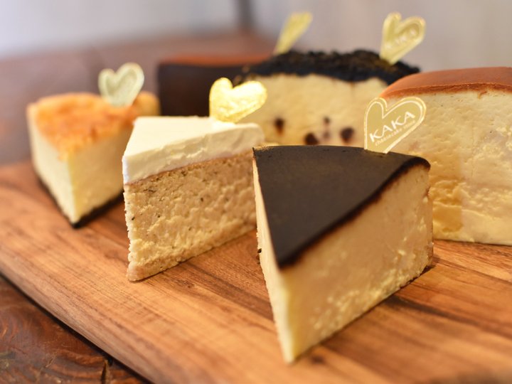 約10種のチーズケーキがお待ちかね 福岡 警固四つ角の専門店 Kaka ことりっぷ