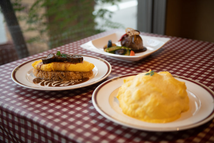 能登どり の玉子を使ったふわふわ新食感のオムライス 金沢 洋食 たまご食堂 ことりっぷ