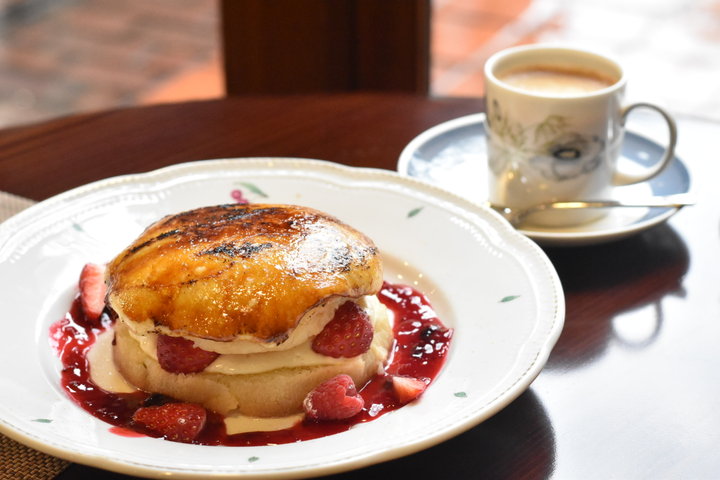 ゆっくりくつろげる一軒家カフェも 鎌倉駅周辺のカフェ スイーツ10選 ことりっぷ