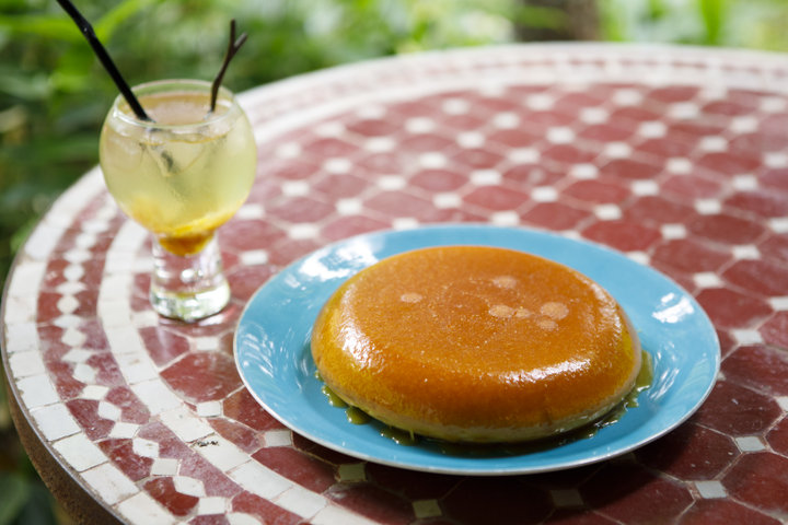 約1000坪の広さを持つ隠れ家レストランでまんまるホットケーキを 北