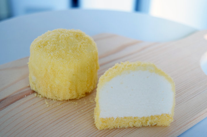 売り切れ続出 約10種類のフレーバーが並ぶチーズケーキ専門店 Mimosa Cheesecake ことりっぷ