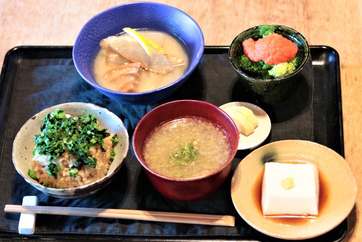 旬の野菜を丸ごと美味しくいただくお昼ごはん 鎌倉 なると屋 典座 ことりっぷ