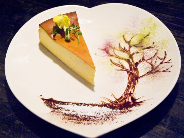 アートのようなお花ケーキでティータイム 花と緑に囲まれた表参道のカフェ 風花 ことりっぷ