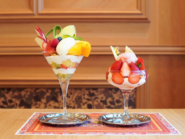 果実の甘みたっぷり 老舗青果店のフルーツパフェ 横浜 水信フルーツパーラー ことりっぷ