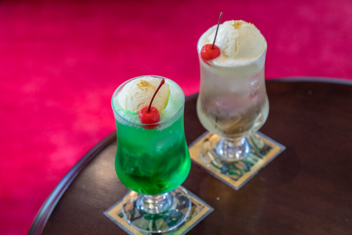 フォトジェニックなきらきらと輝くソーダ