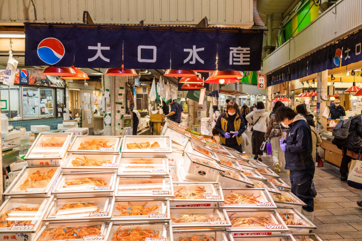 金沢の飲食店が一目置く老舗鮮魚店の直営店