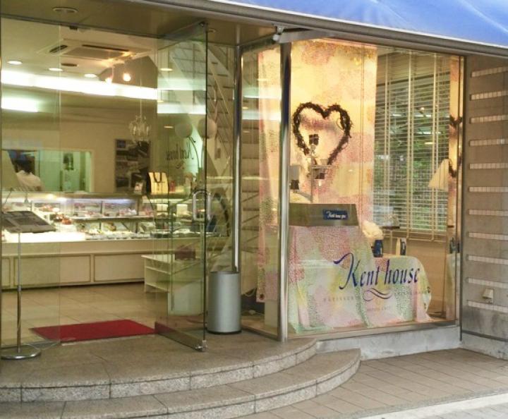 まるで宝石みたい 大阪 今里 Kenthouse 本店 でいただく春色スイーツ ことりっぷ